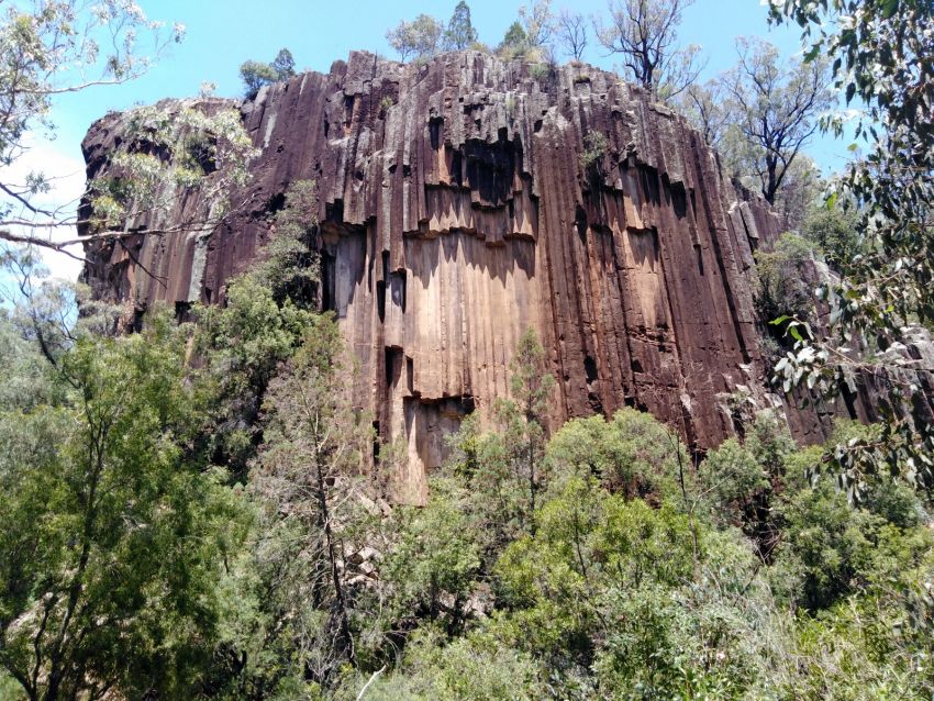 Sawn Rocks, NSW Sawn Rocks, NSW