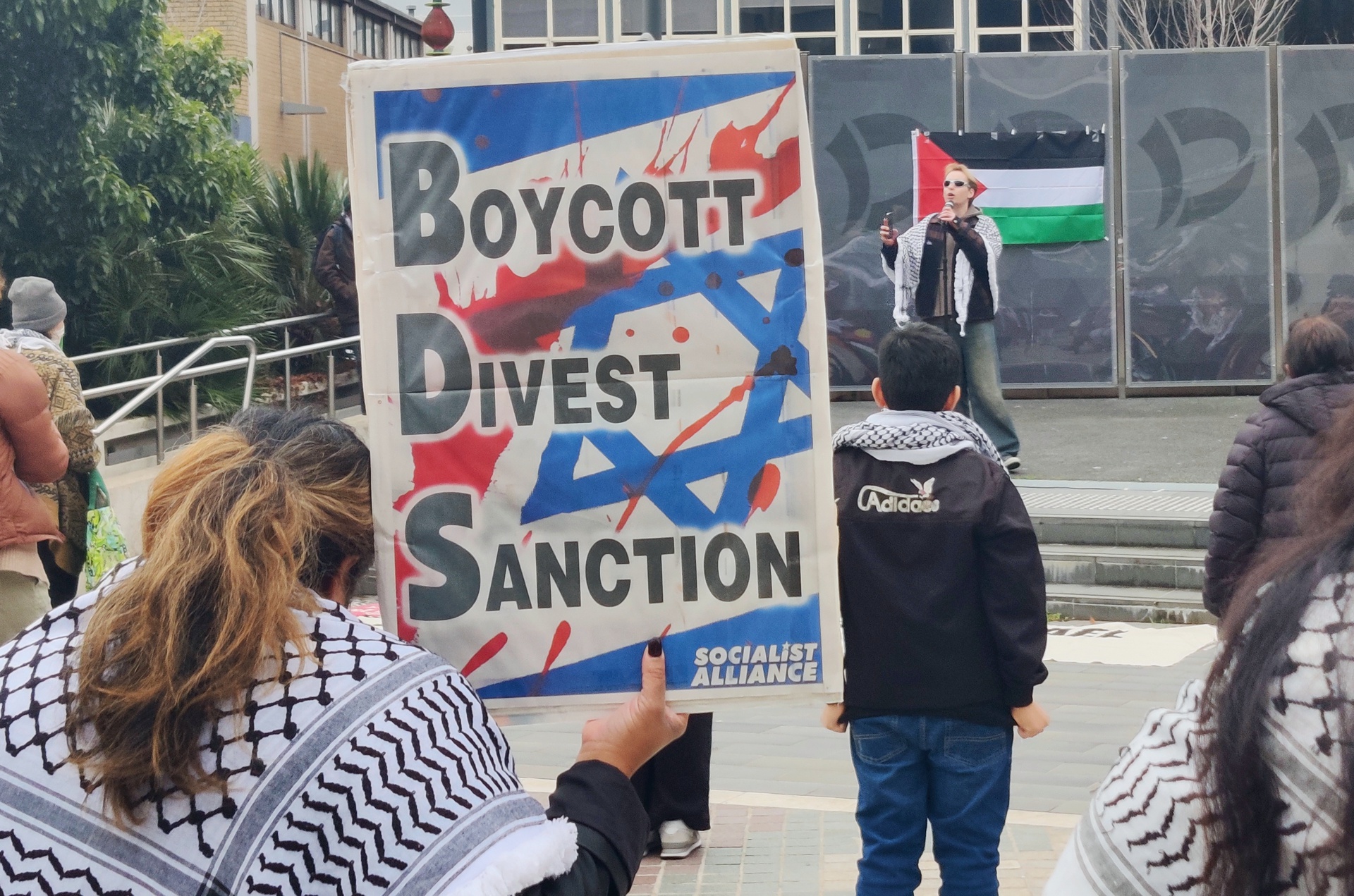 Boycott, divestment and sanctions, Dandenong, July 6
