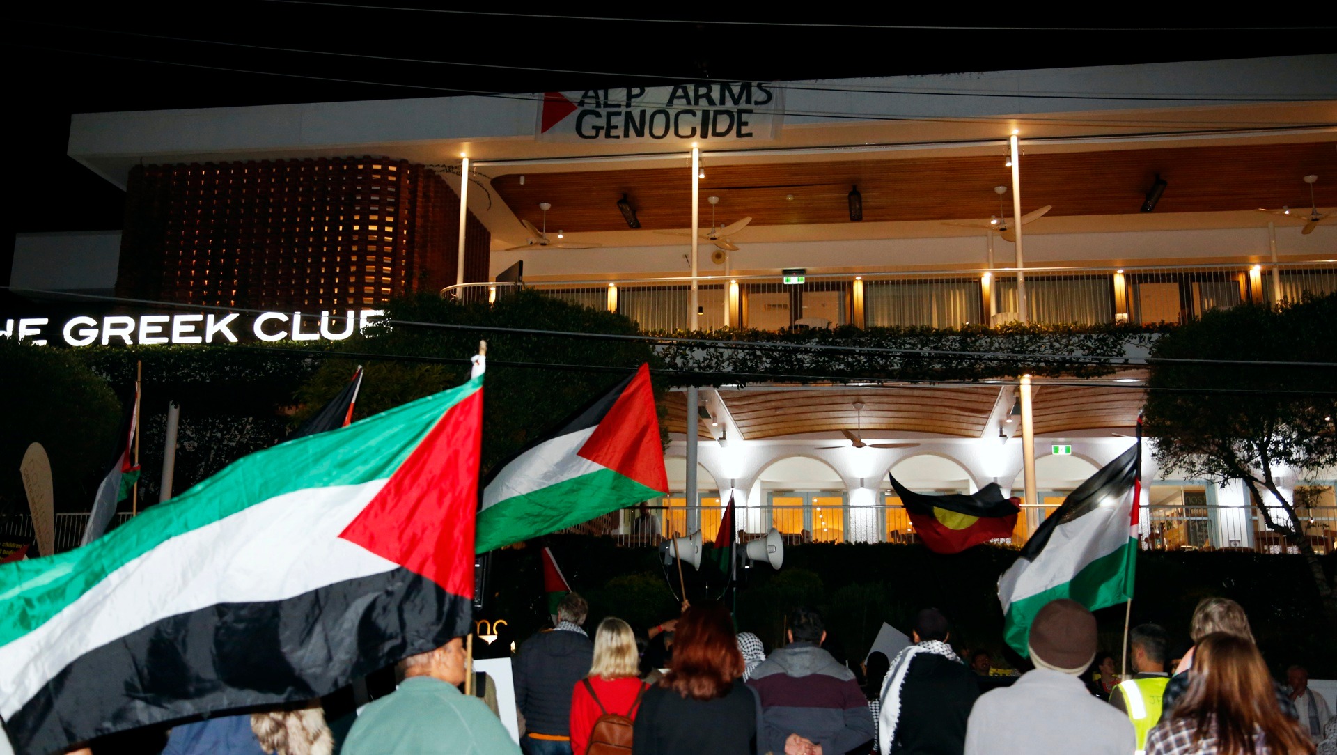 protest outside Labor fundraiser