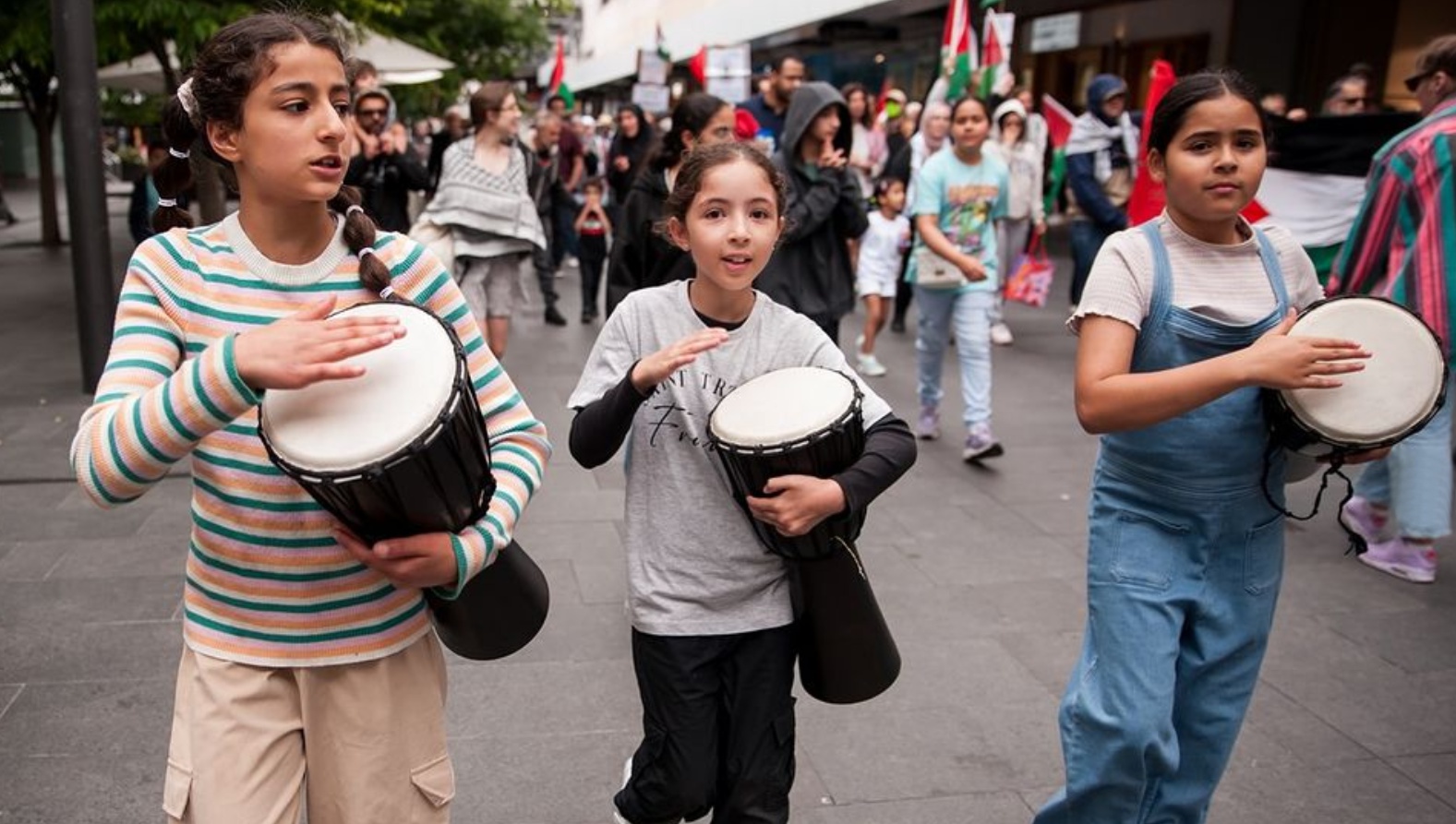 Children drumming, Tharawal country/Wollongong, November 2