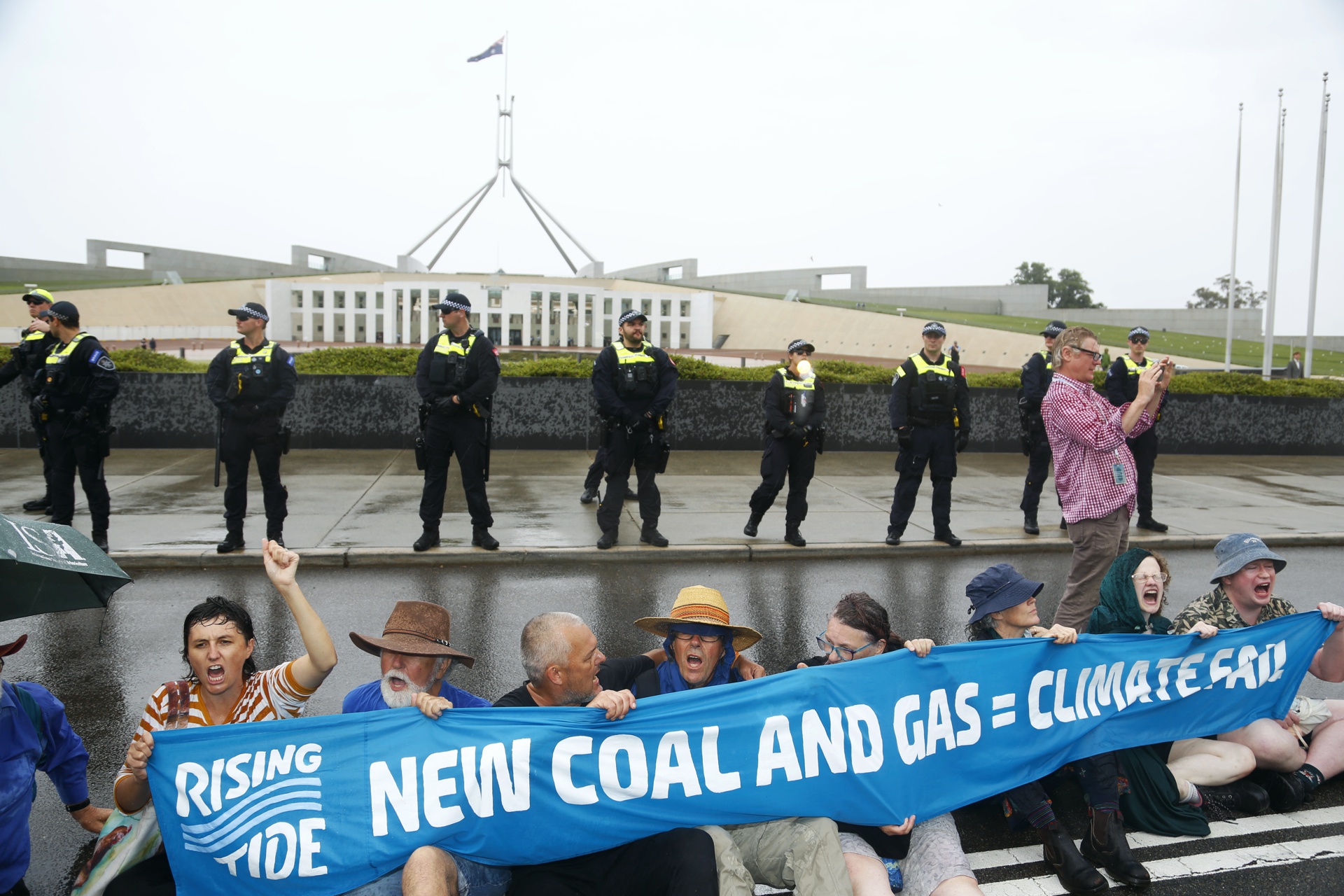 "New coal and gas = climate fail", November 27