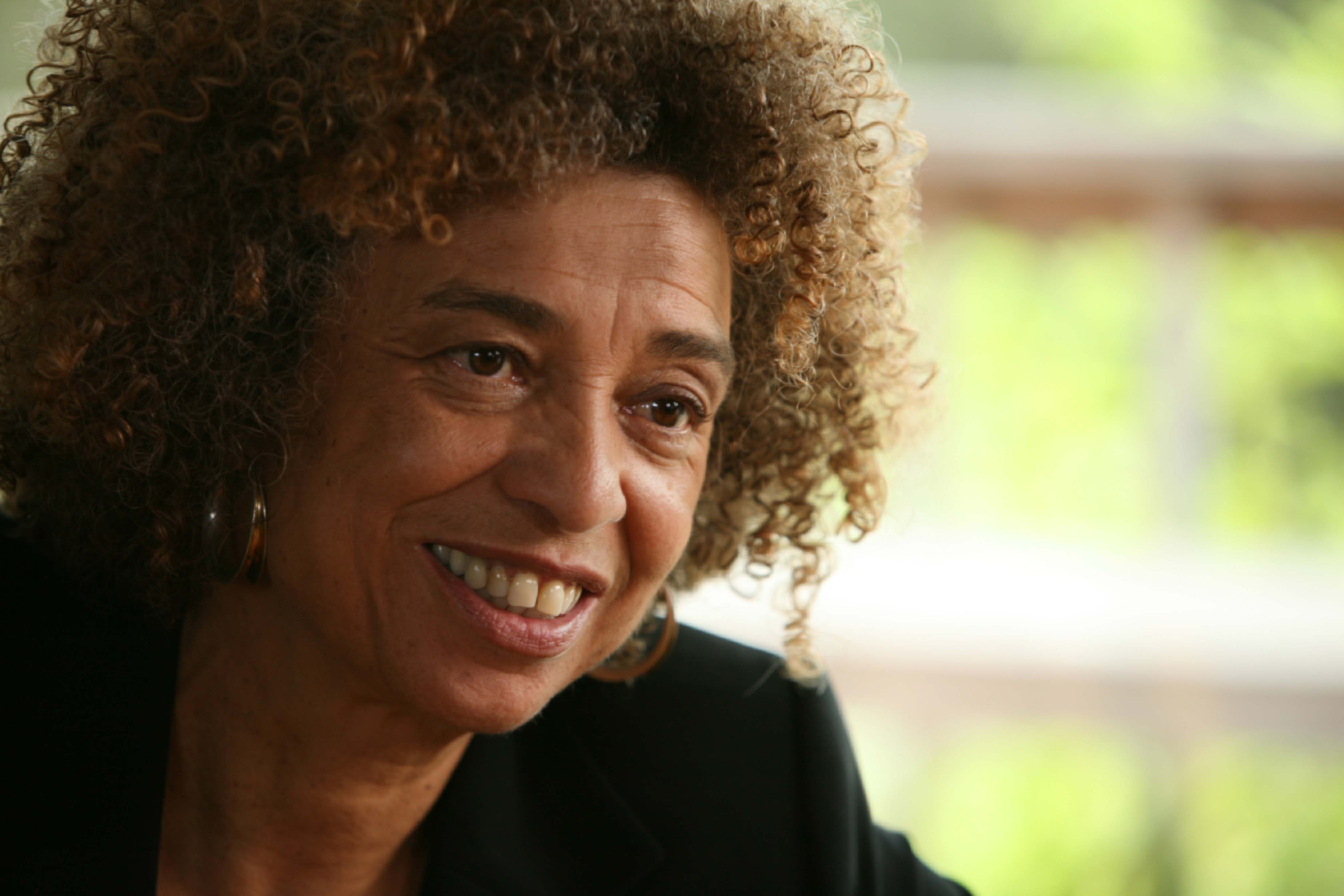 Angela Davis ‘The refugee movement is the civil rights movement of our