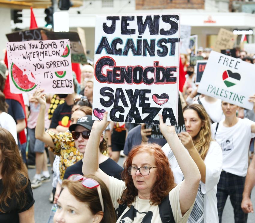 Jews against genocide, Magan-djin/Brisbane, April 7 Jews against genocide, Magan-djin/Brisbane, April 7