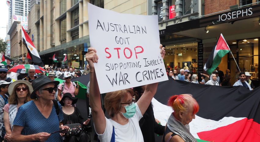 Stop supporting Israel's war crimes, Gadigal/Sydney, April 7 Stop supporting Israel's war crimes, Gadigal/Sydney, April 7