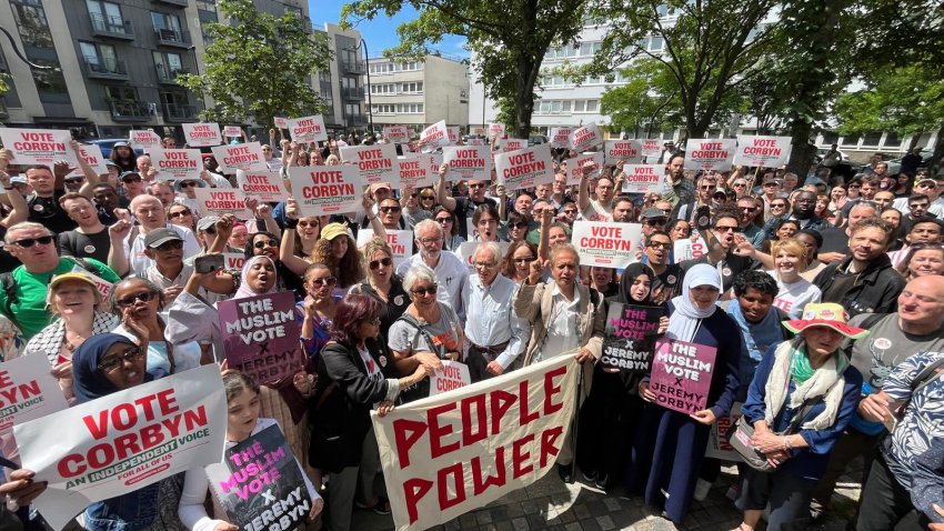 Jeremy Corbyn addressing campaign volunteers