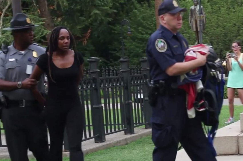  Newsome arrested after removing Confederate flag from South Carolina courthouse.