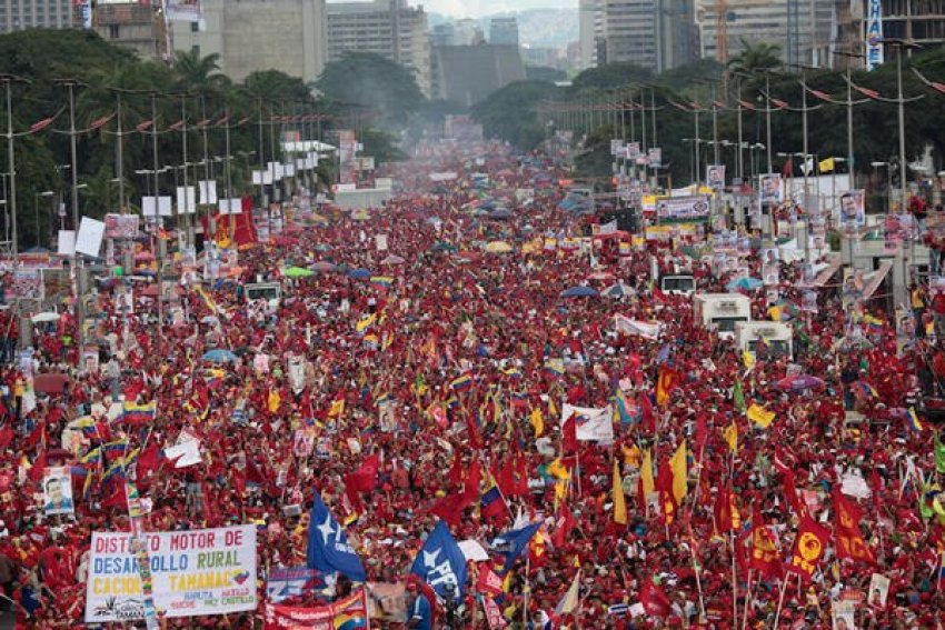 Huge demonstration on October 4 in Caracas in support of incumbent Hugo Chavez.