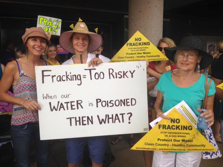 Frack Free NT protesters at the 2016 ALP conference.