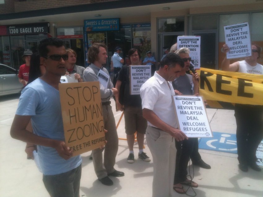 Refugee supporters rally outside Chris Bowen's office, Januray 10 2012.