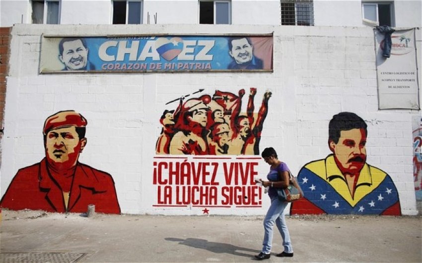 Mural of Hugo Chave and Nicolas Maduro.