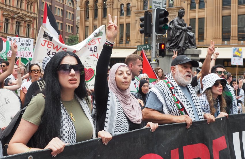 Marching against Israel's violations of the ceasefire agreement, Gadigal Country/Sydney, March 2