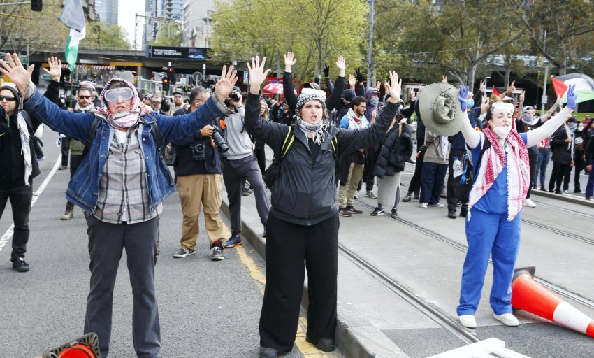 'Hands up, don't shoot!', September 11