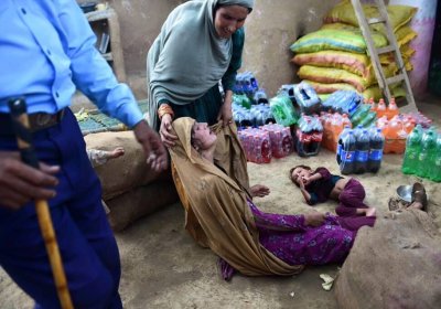 Police evict I-11 residents, Islamabad.