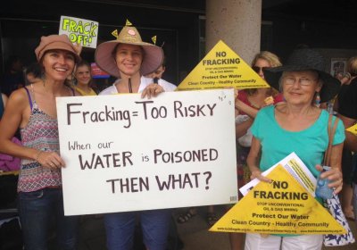 Frack Free NT protesters at the 2016 ALP conference.