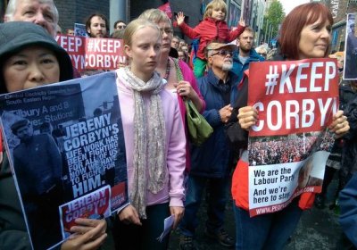 Support of Jeremy Corbyn at a rally