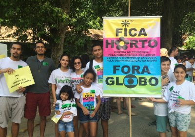 Residents of the favela of Horto protest against the imminent demolition of their community.