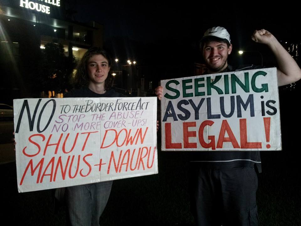 Protesters with signs, Lady Cilento Brisbane 2016