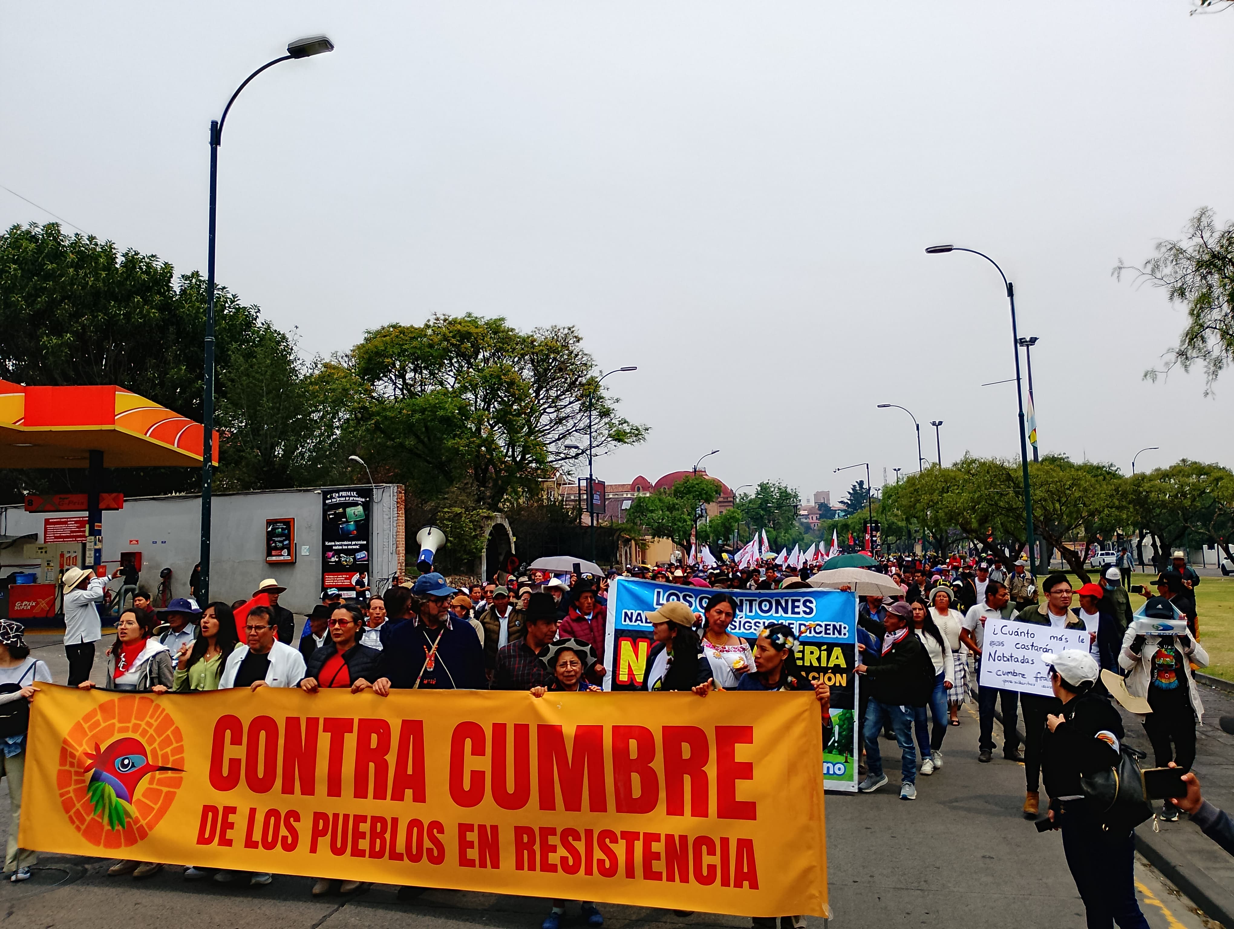 protesting the Ibero American Summit in Cuenca